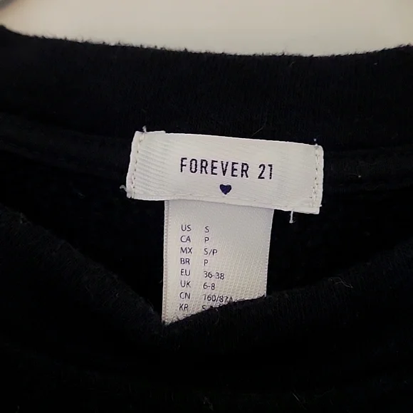 WOMEN'S FOREVER 21 SWEATSHIRT BLACK SIZE SMALL"1-800-I-NEED-PIZZA" - Picture 3 of 4
